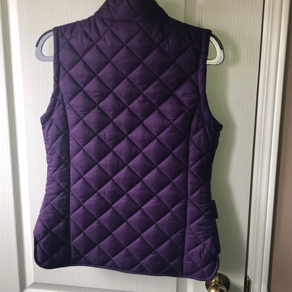 NWOT Mountain Warehouse Vest. Purple. Size medium - Picture 2 of 8